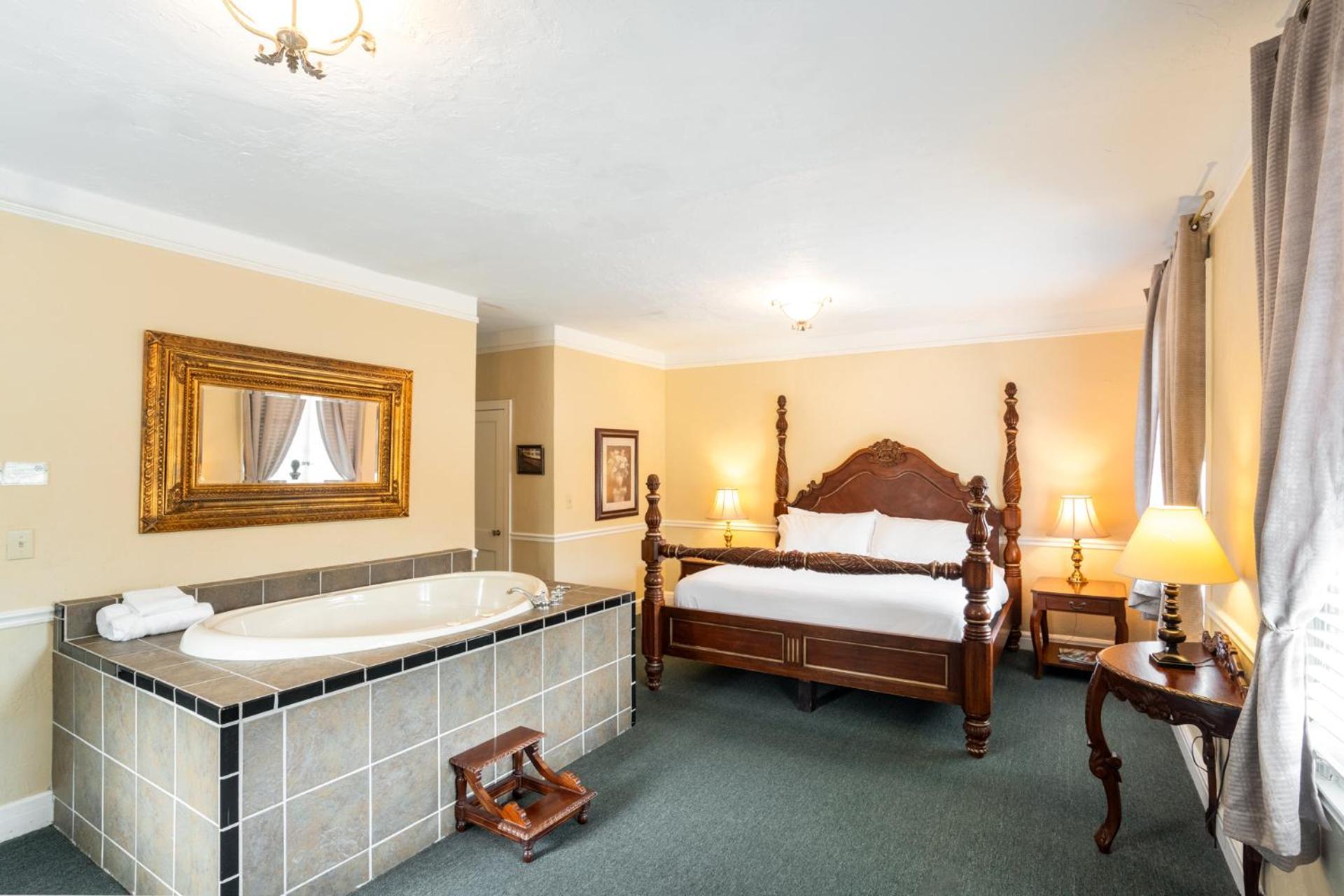 Lake Lure Inn And Spa Esterno foto