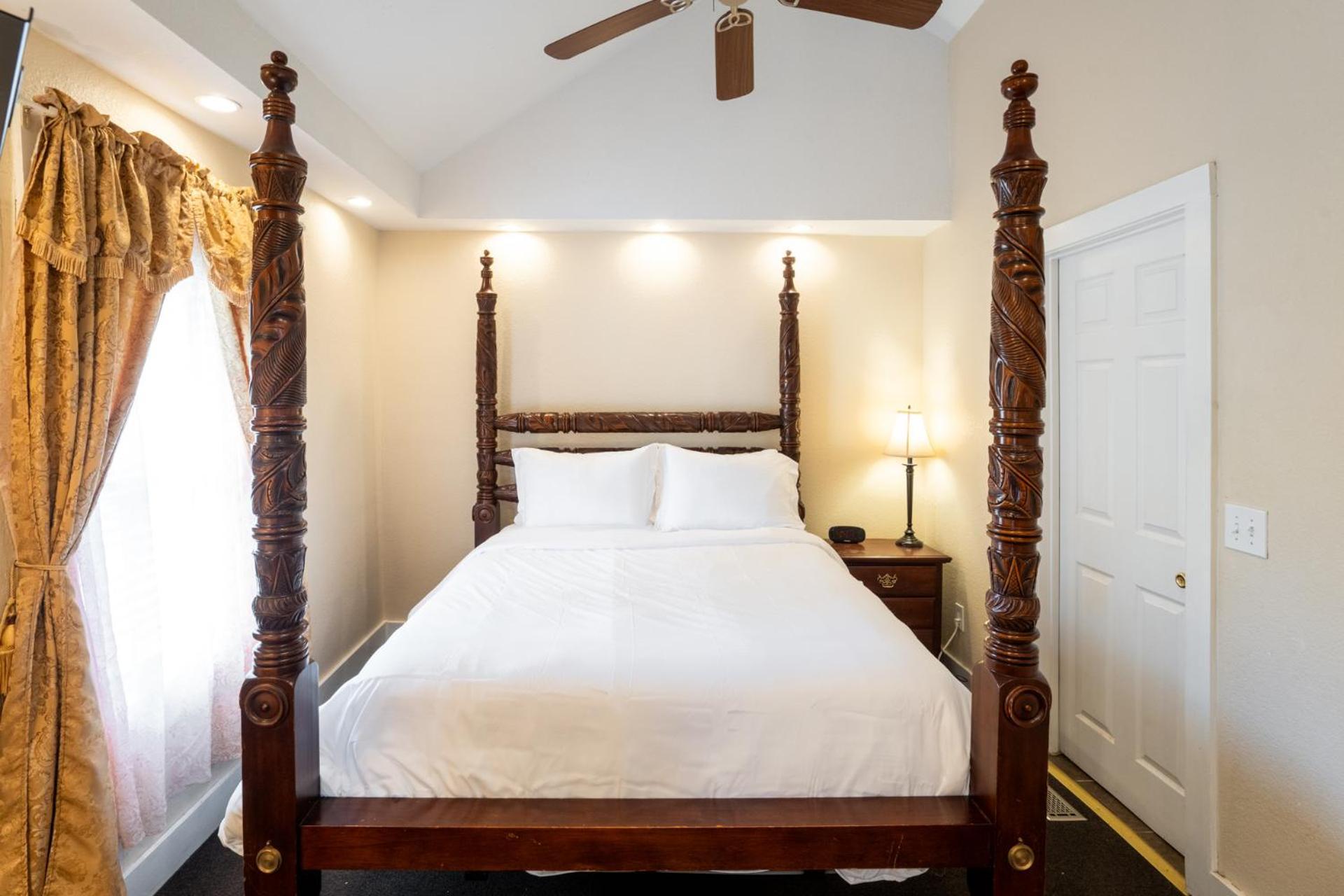 Lake Lure Inn And Spa Esterno foto