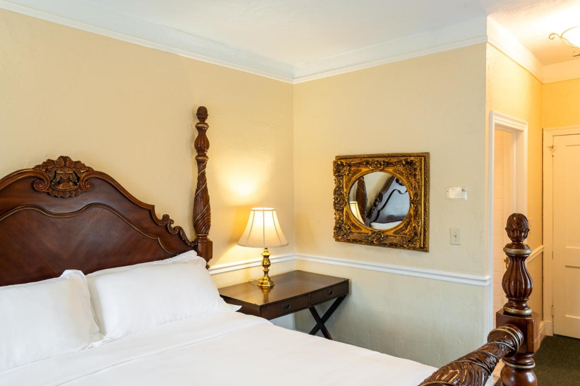 Lake Lure Inn And Spa Esterno foto