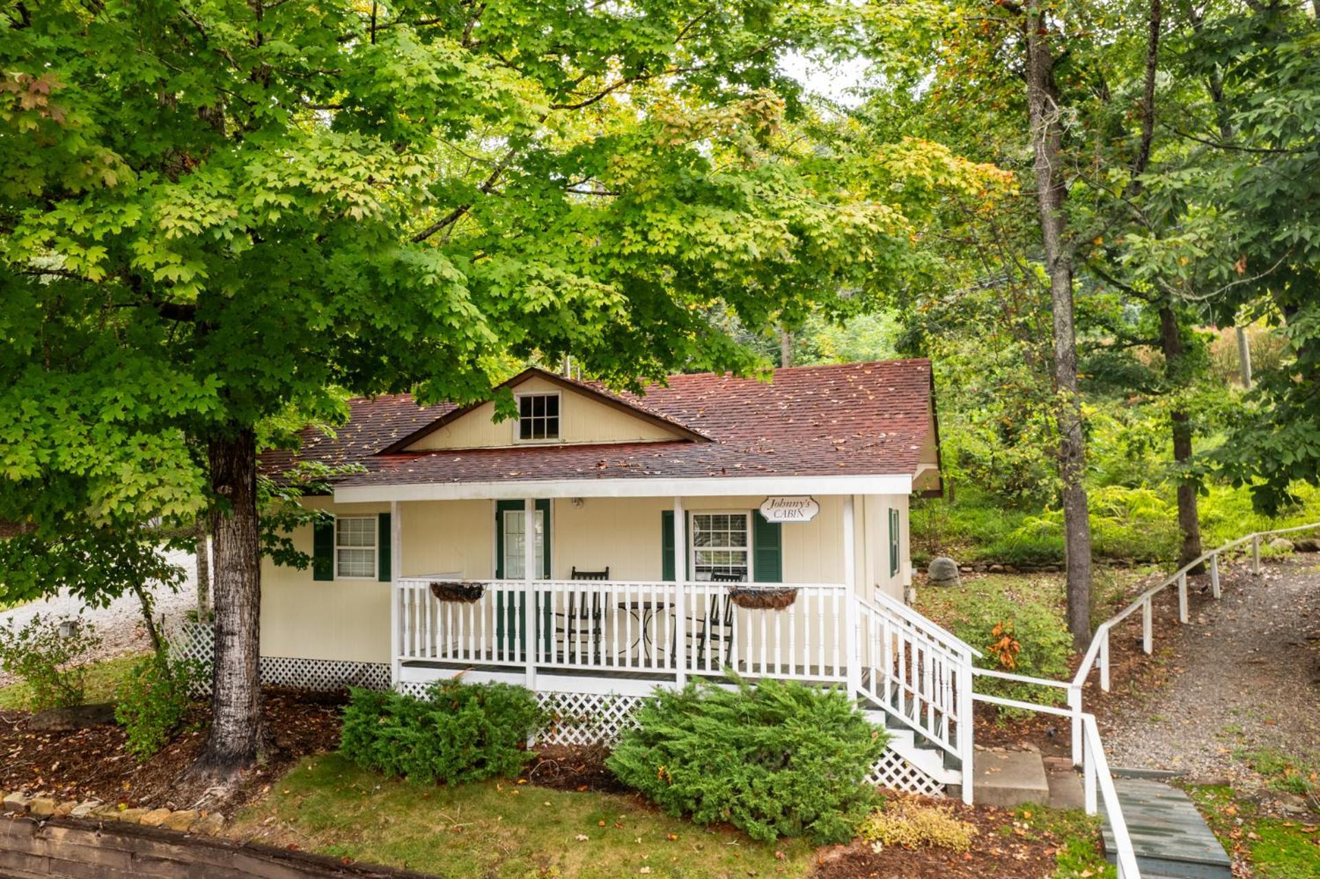 Lake Lure Inn And Spa Esterno foto